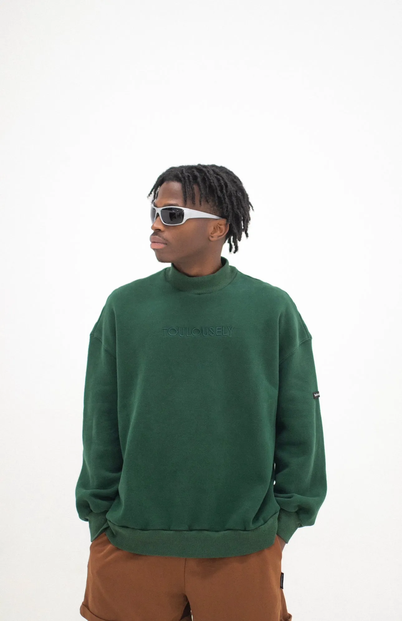 FOREST GREEN NECK SWEATSHIRTS