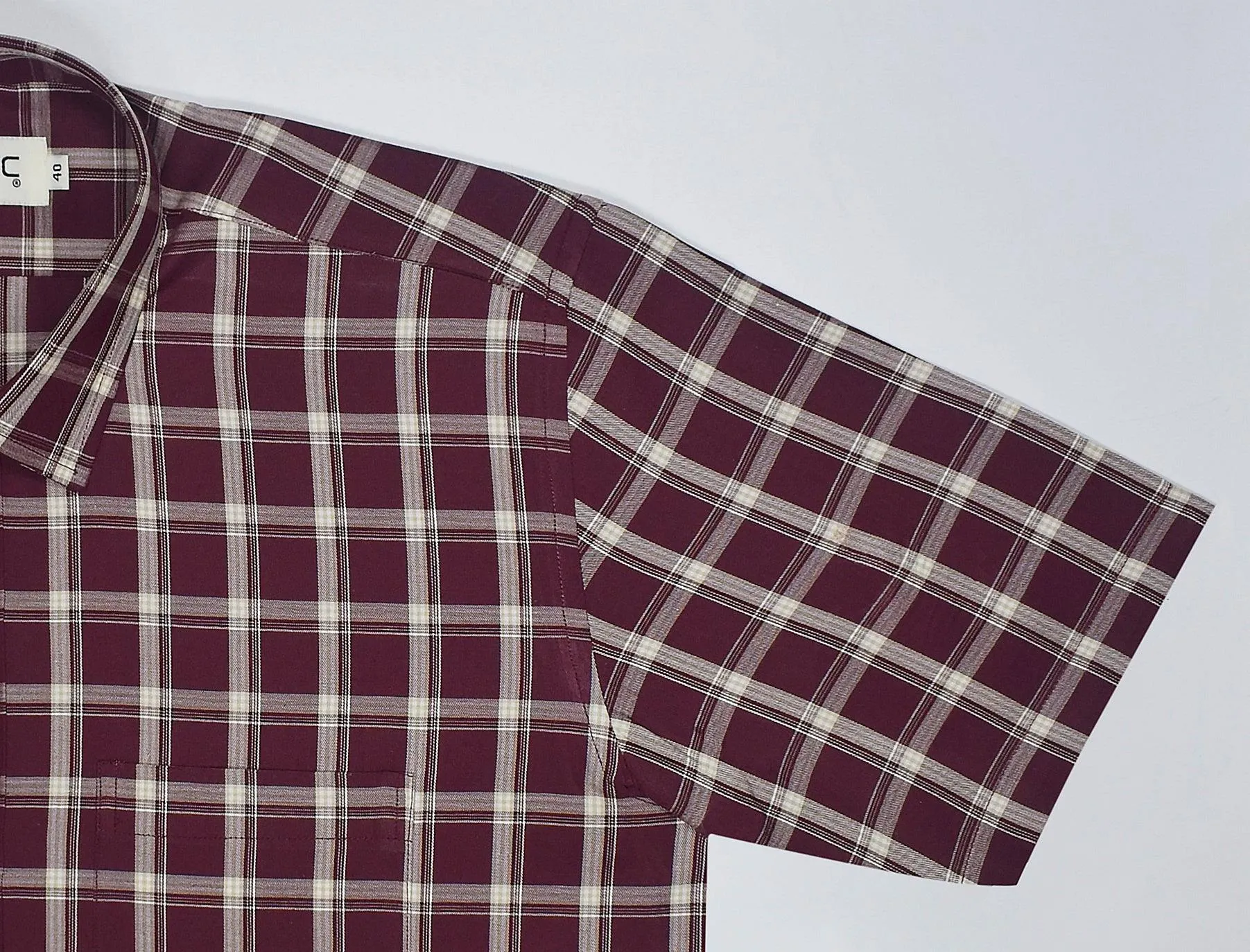 Men's 100% Cotton Tartan Checkered Half Sleeves Shirt (Burgundy)