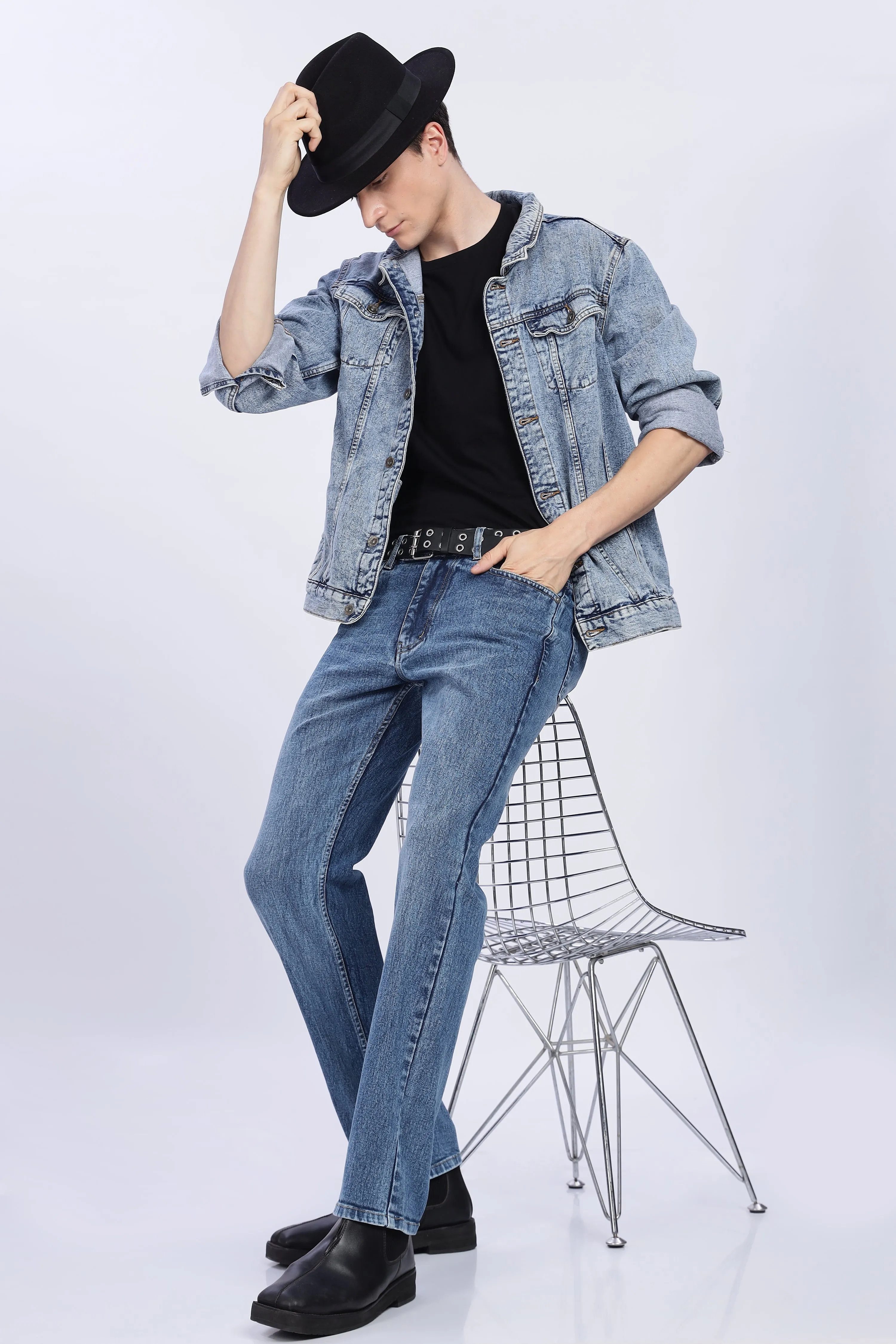 SAINTJONES-ACID WASH JEANS